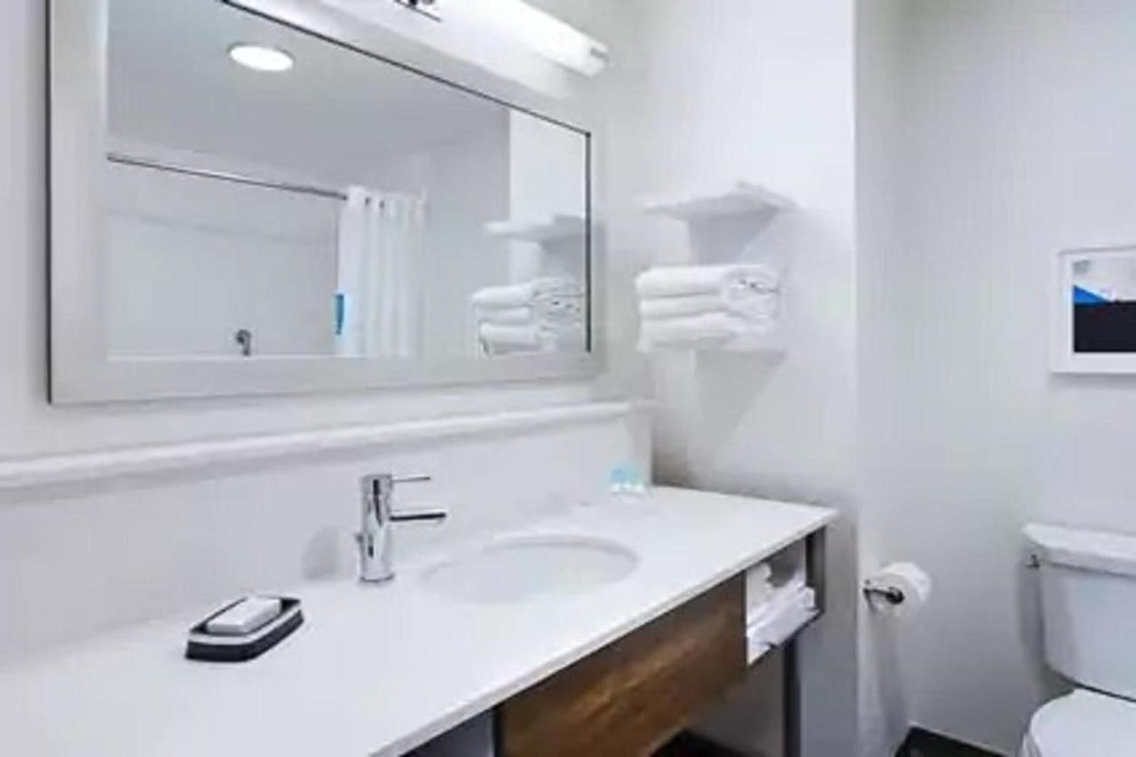 Hampton Inn By Hilton Wabash エクステリア 写真